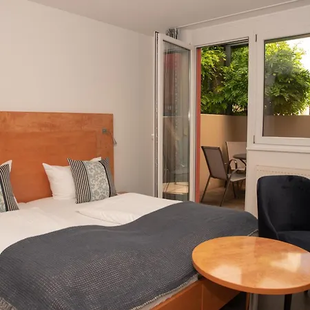 & Gastehaus Im Ziegelweg: Europa-park Ticket Guarantee Hotel