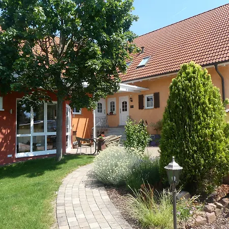 & Gaestehaus Im Ziegelweg Klimatisiert Eintrittskarten Fuer Den Europa-park Erhalten Sie Garantiert Ueber Uns 3*