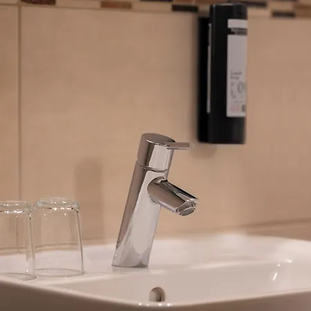 & Gaestehaus Im Ziegelweg Klimatisiert Eintrittskarten Fuer Den Europa-park Erhalten Sie Garantiert Ueber Uns Ξενοδοχείο 3*