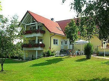 فندق & Gaestehaus Im Ziegelweg Klimatisiert Eintrittskarten Fuer Den Europa-park Erhalten Sie Garantiert Ueber Uns روست